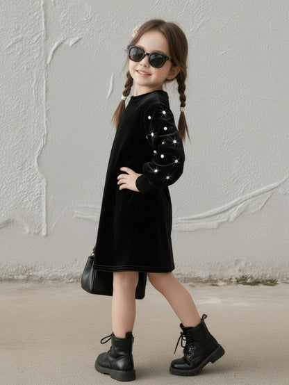 Robe élégante à manches lanternes décorée de perles en velours noir pour jeunes filles
